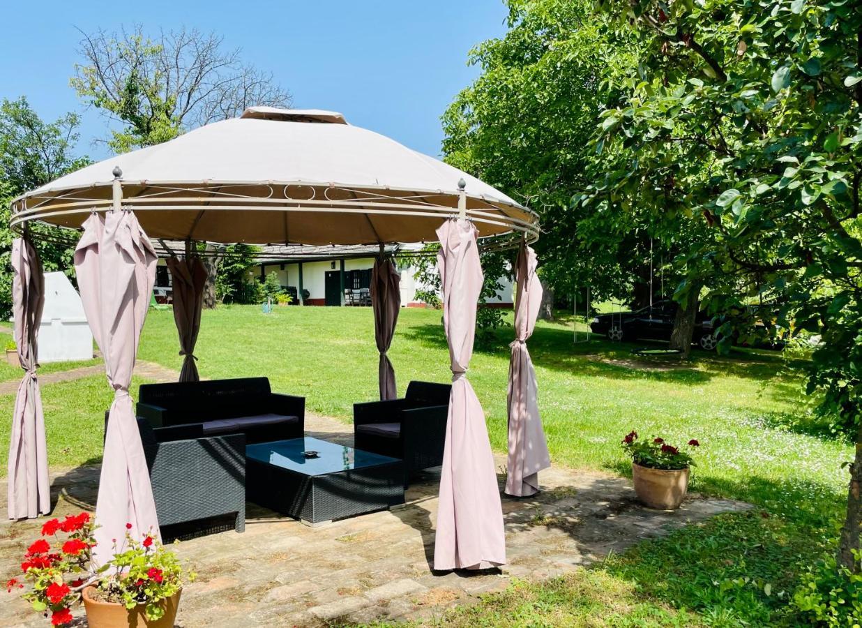 Lelle Vineyard Cottages Balatonlelle Exterior foto